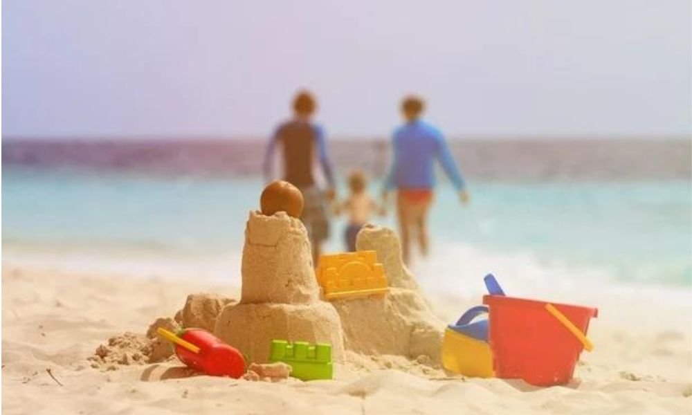 Kako zabaviti djecu na plaži?